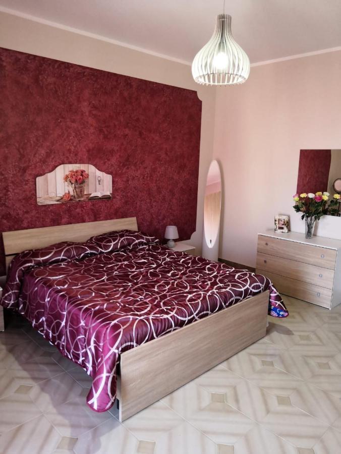 Case Vacanze Le Rose Campofelice Di Roccella Exterior foto